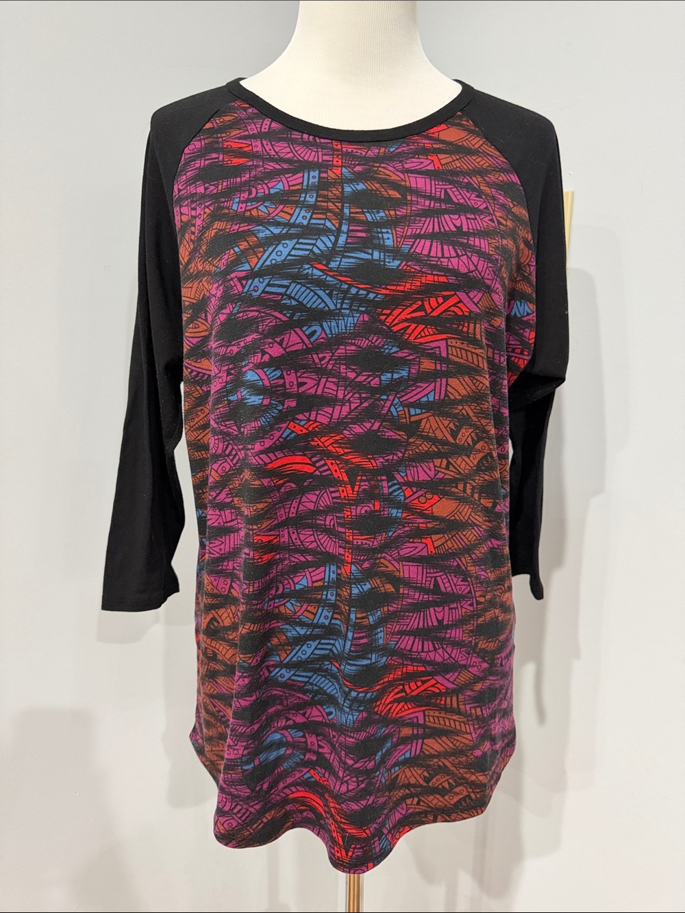LuLaRoe Randy- Black Sleeve Multicolor Patterned Ragland